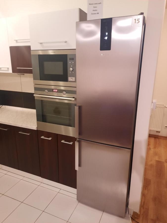 Apartman Zuzu Trencin Luaran gambar