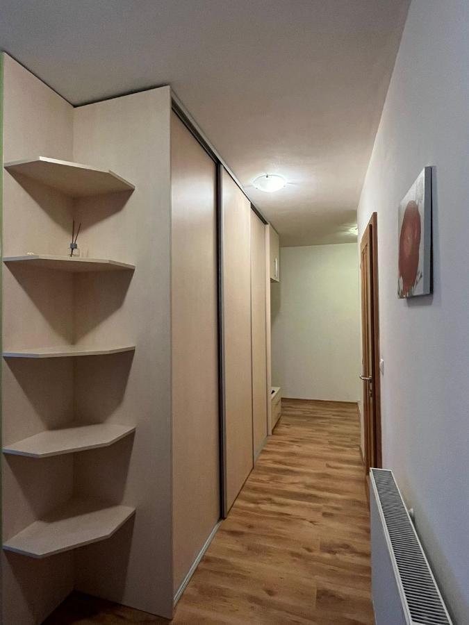 Apartman Zuzu Trencin Luaran gambar